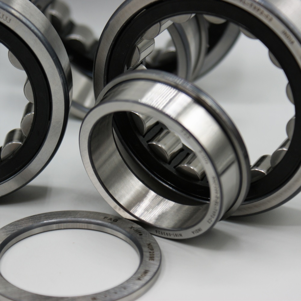 Cylindrical roller bearings, single row 70mm ID x 110mm OD x 20mm Wide