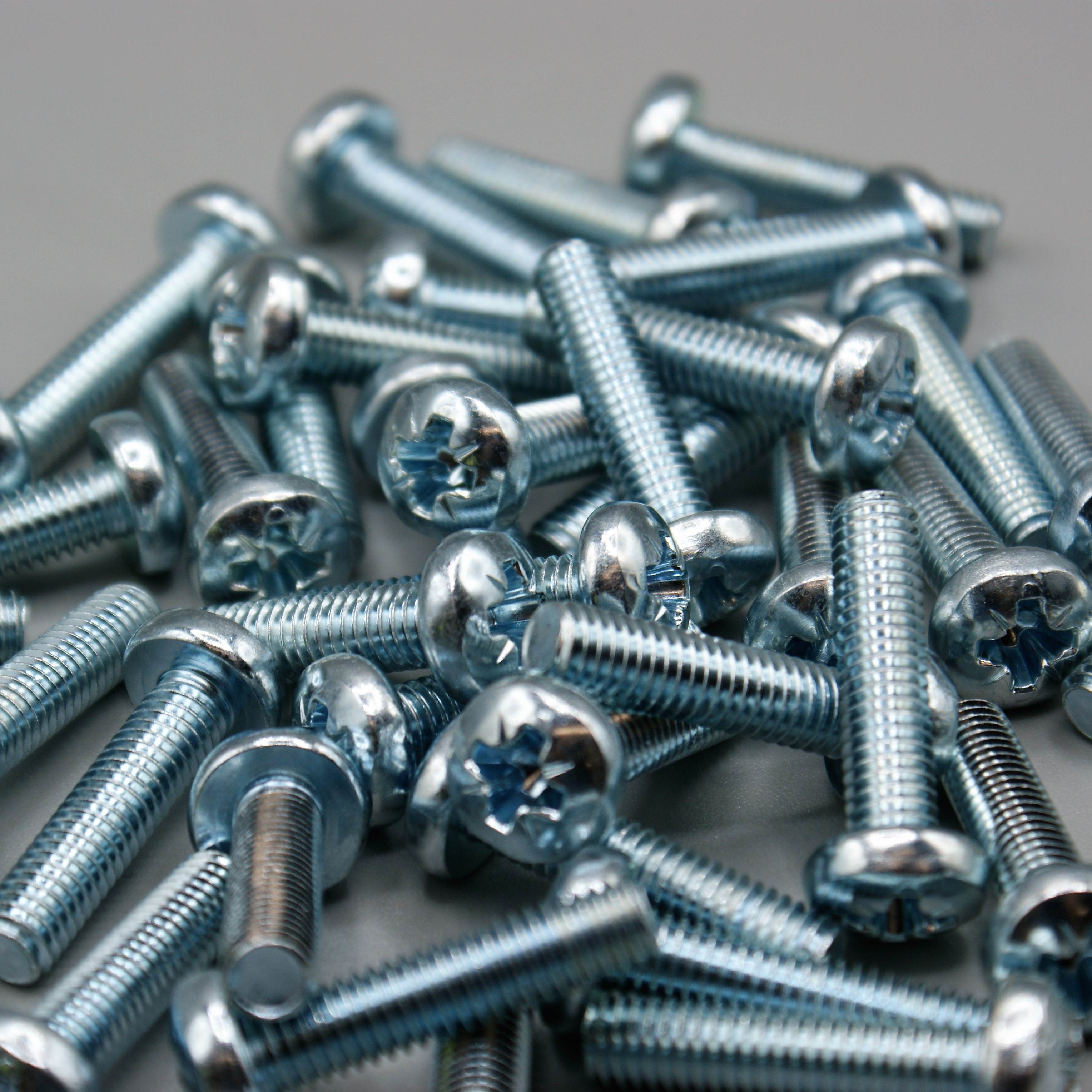 Machine Screws