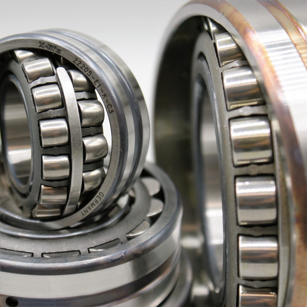 Spherical Roller Bearings 20mm ID x 52mm OD x 15mm Wide