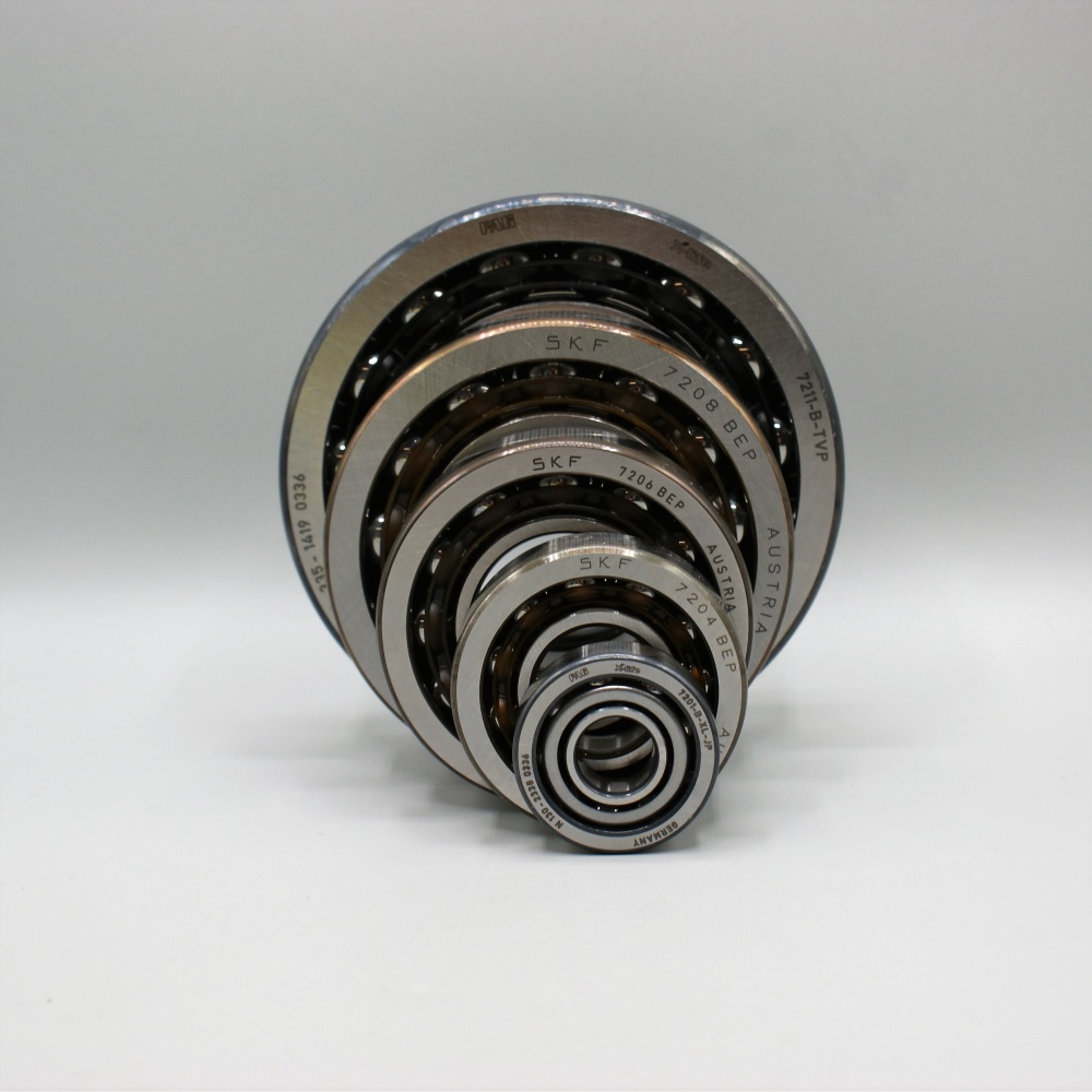 Single Row Angular Contact Bearing 90mm ID x 160mm OD x 30mm Wide