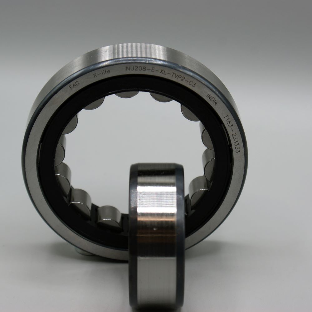 Cylindrical roller bearings, single row 25mm ID x 52mm OD x 15mm Wide