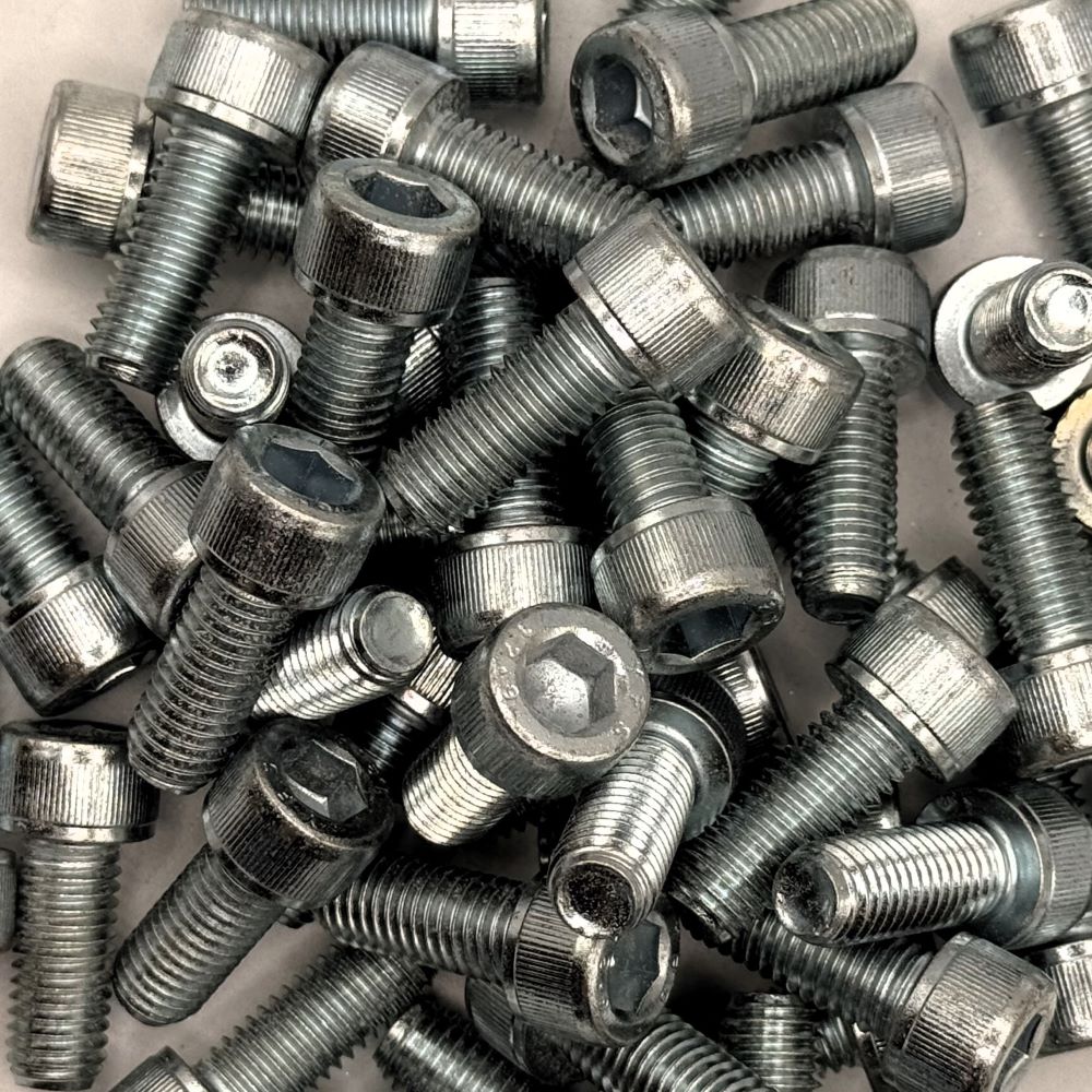 M16 x 20 Socket Cap Head (12.9) Self Colour