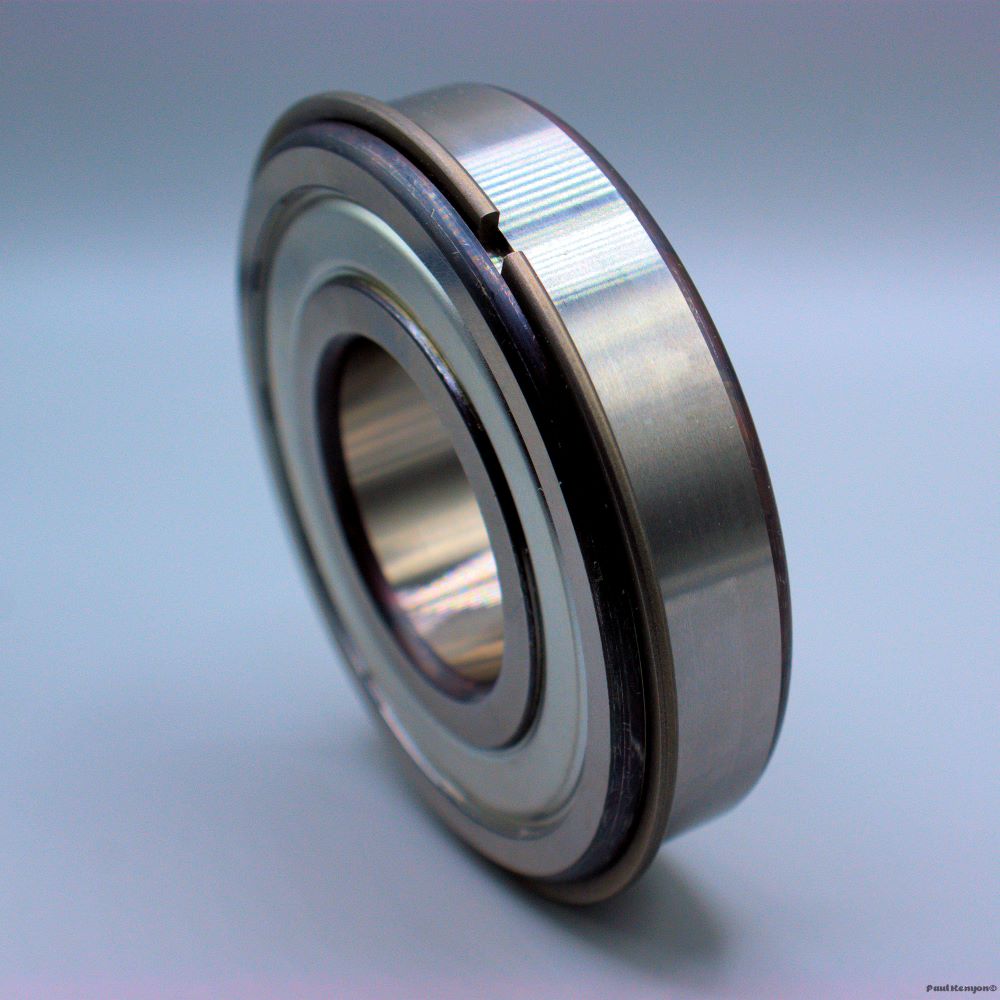 6305 NR- Standard Metric Bearing Snap Ring and Groove