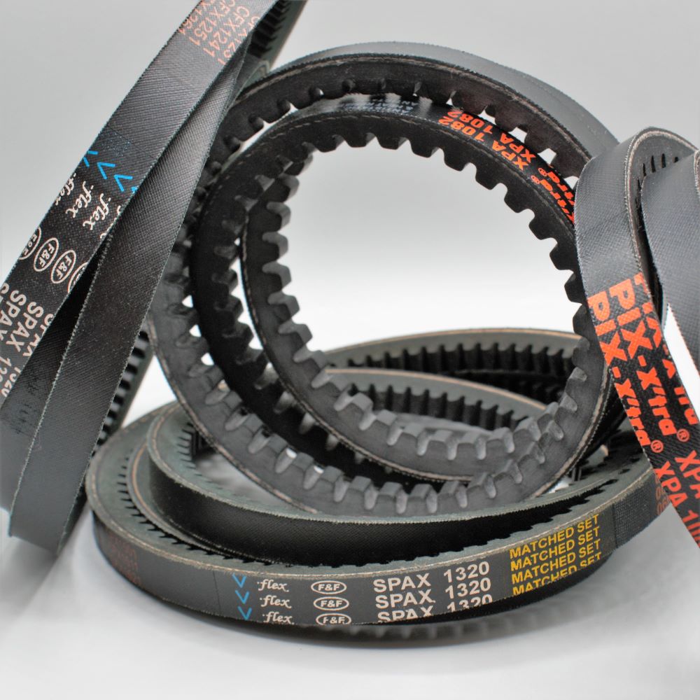 XPA1600 Raw Edge Cogged Pitch Length 1600mm Inside Length 1561mm