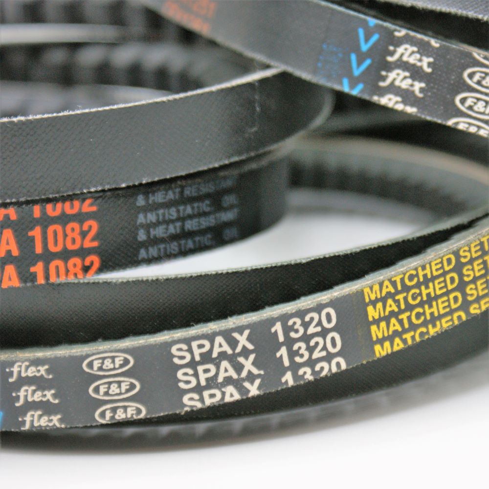 XPA1632 Raw Edge Cogged Pitch Length 1632mm Inside Length 1593mm