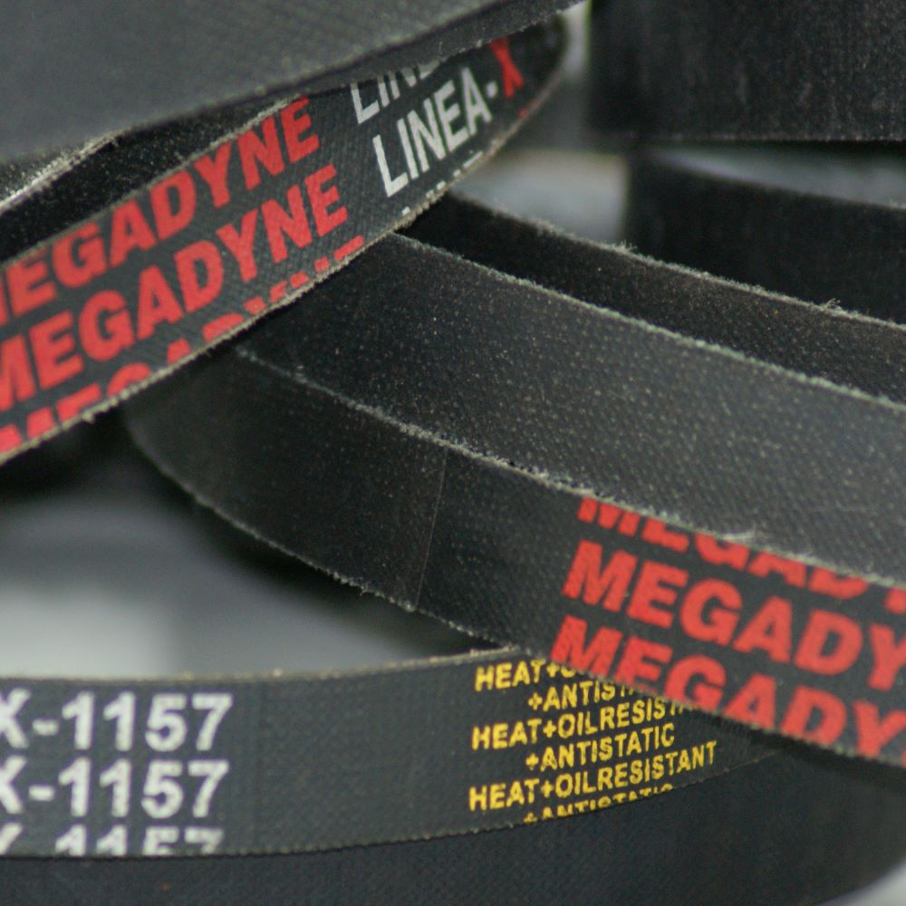 XPA2120 Raw Edge Cogged Pitch Length 2120mm Inside Length 2081mm