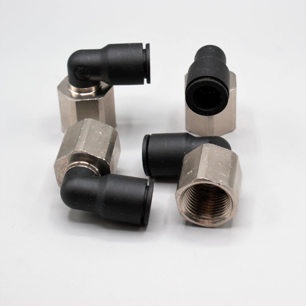 FEMALE ELBOW 4MM X 1/4